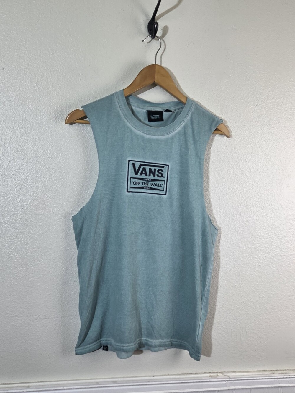 Vans Off The Wall Muscle Tank Top S Mint Blue Sleeveless Graphic Cotton Tee - Picture 2 of 8